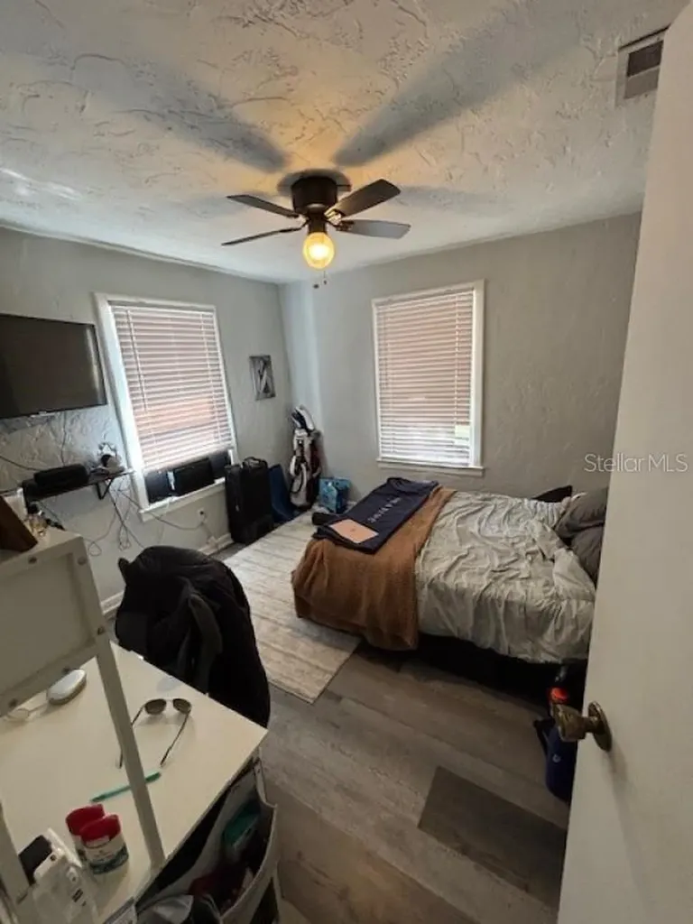 203 NW 25th Street Gainesville FL 32607