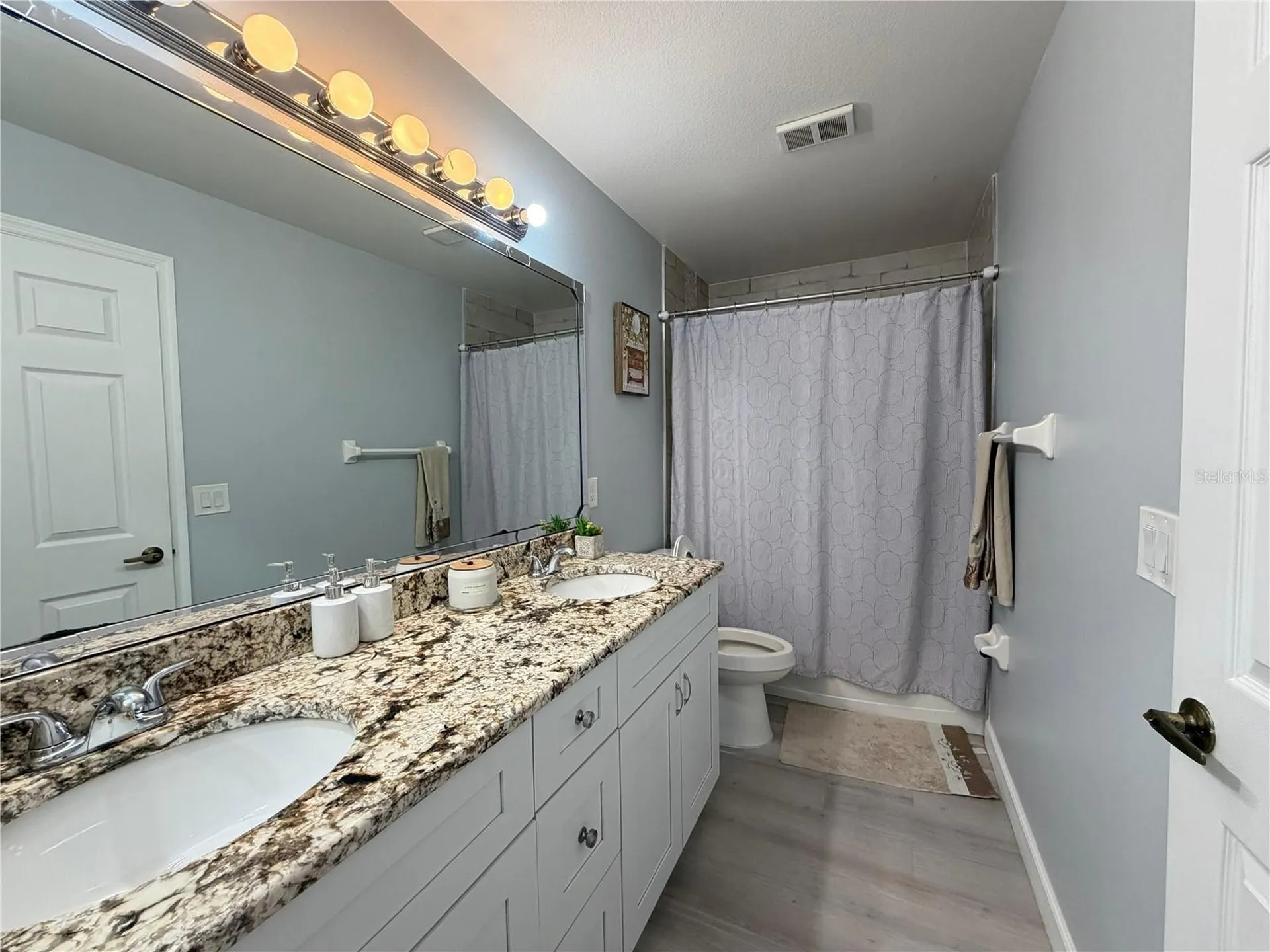 1029 Surge Court Orlando FL 32828