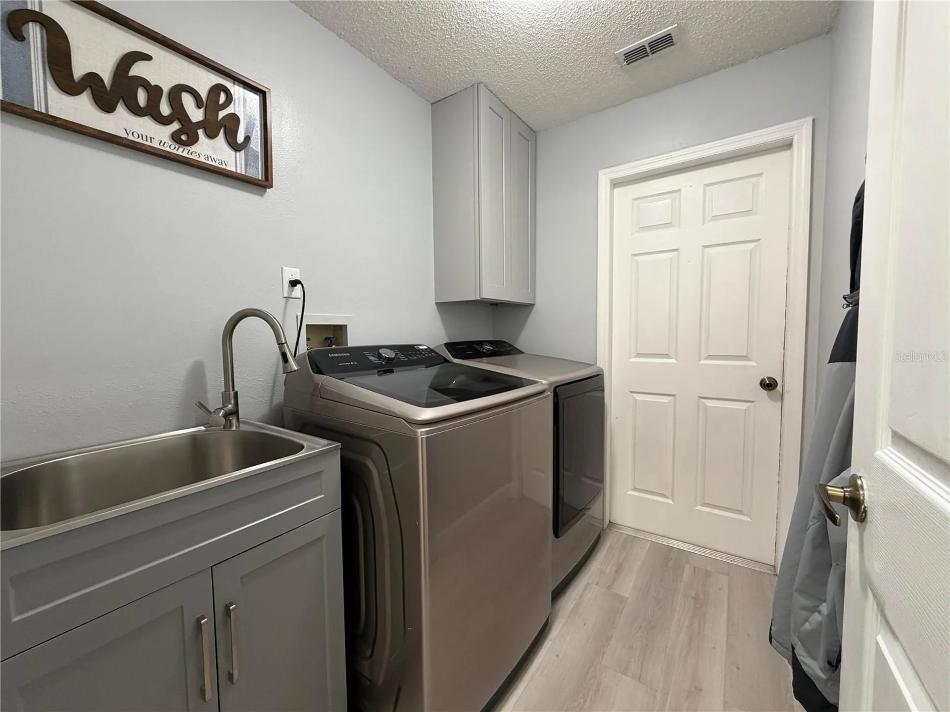 1029 Surge Court Orlando FL 32828