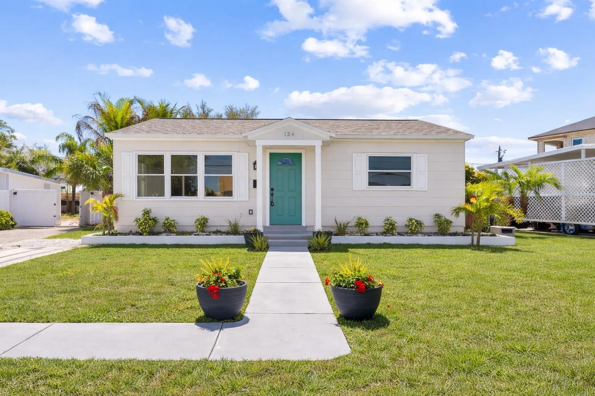124 85th Avenue N St Petersburg FL 33702