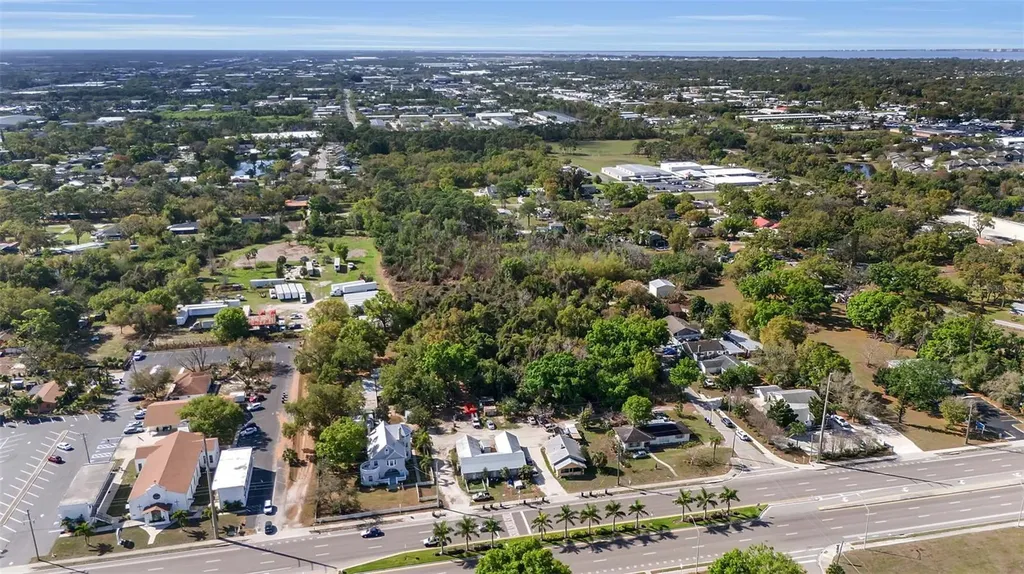 2008 53rd Avenue E Bradenton FL 34203