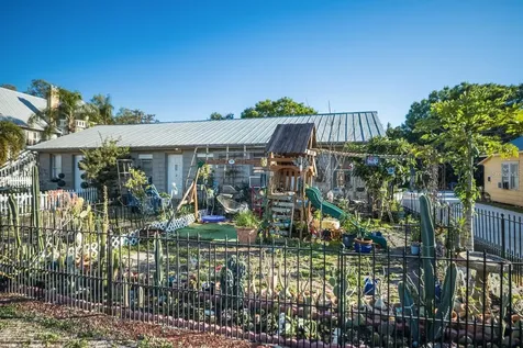 2008 53rd Avenue E Bradenton FL 34203