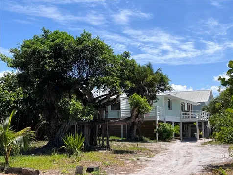 8662 Grand Avenue Placida FL 33946