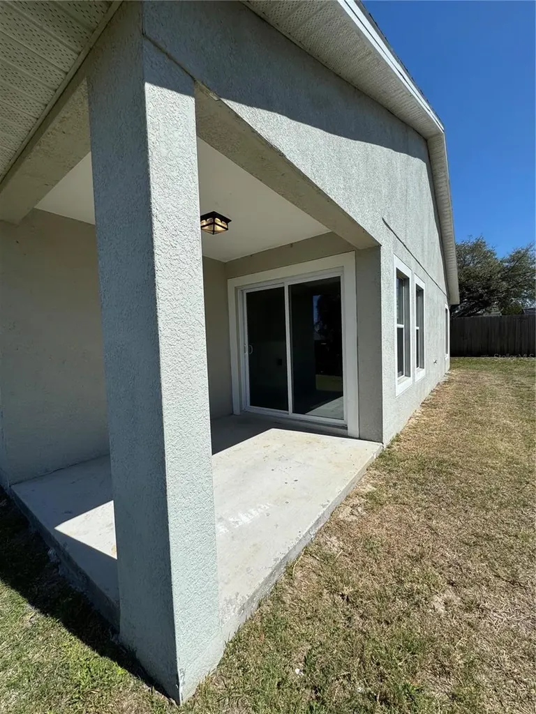 2911 Harper Street Deltona FL 32738