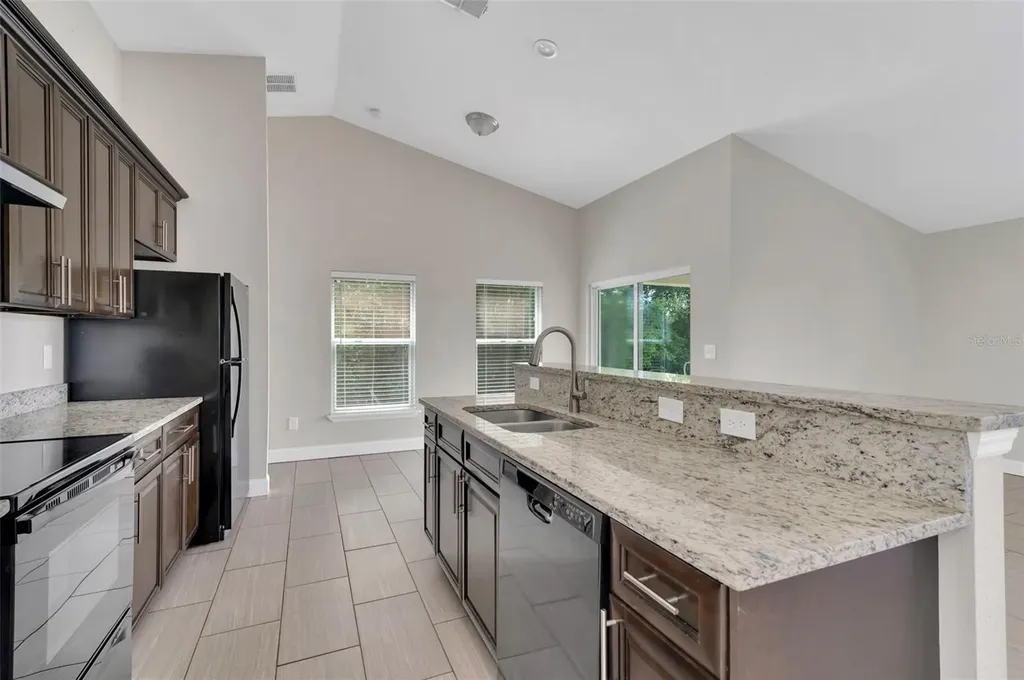 2911 Harper Street Deltona FL 32738
