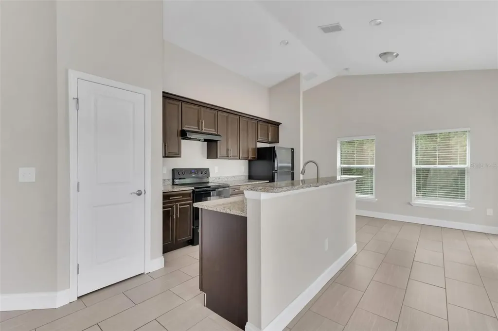 2911 Harper Street Deltona FL 32738