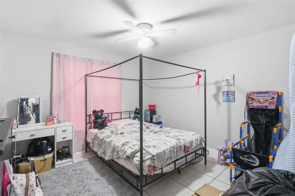 145 & 147 Rebecca Drive NE Winter Haven FL 33881