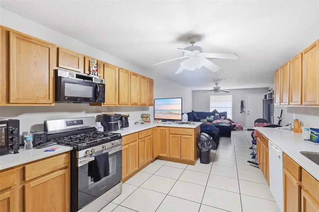 145 & 147 Rebecca Drive NE Winter Haven FL 33881