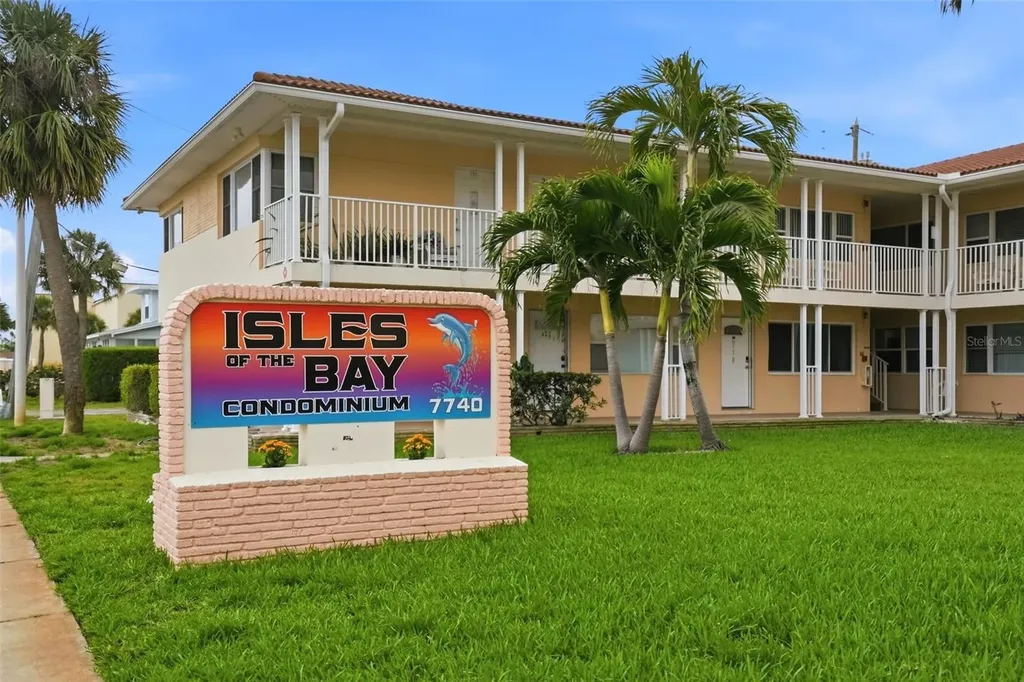 7740 Boca Ciega Drive St Pete Beach FL 33706