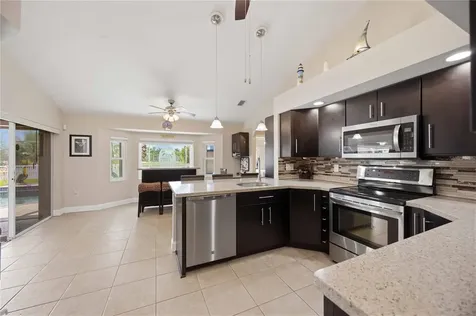 7245 N Plum Tree Punta Gorda FL 33955