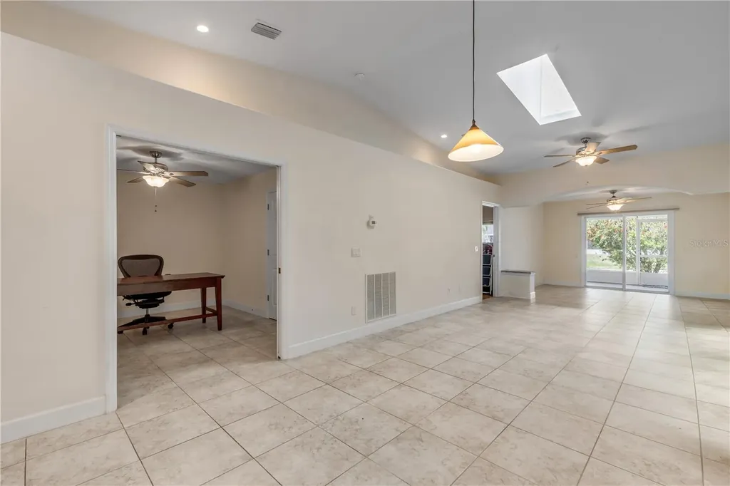 2286 Hawks Cove Circle New Smyrna Beach FL 32168