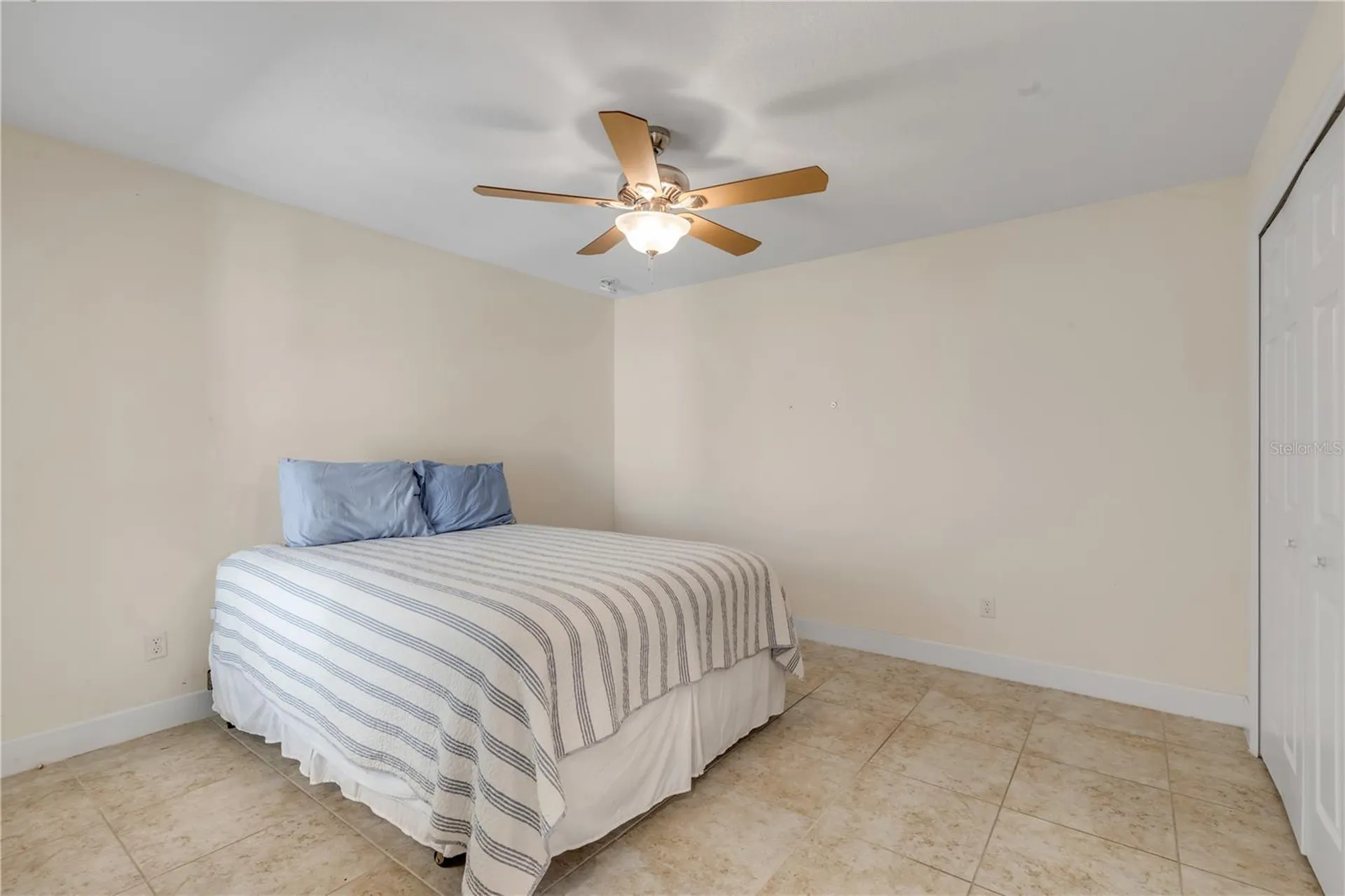 2286 Hawks Cove Circle New Smyrna Beach FL 32168