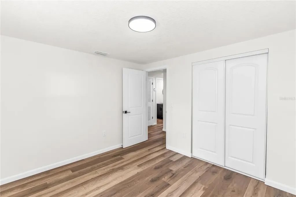 18514 Seaford Avenue Orlando FL 32820