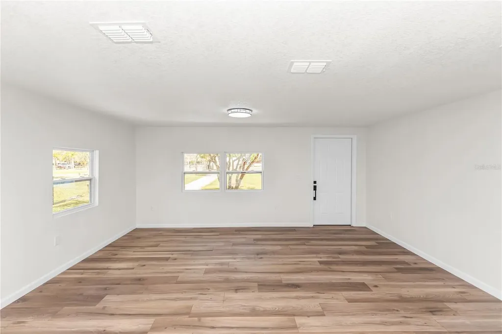 18514 Seaford Avenue Orlando FL 32820