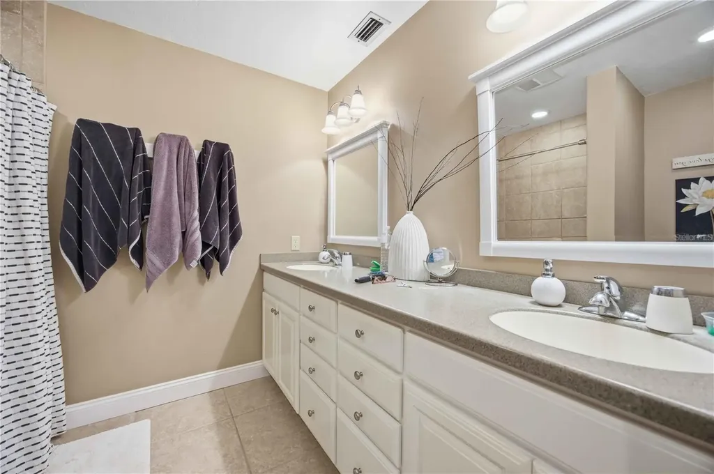 16031 Winburn Drive S Sarasota FL 34240