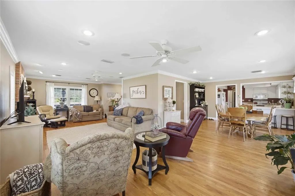 16031 Winburn Drive S Sarasota FL 34240