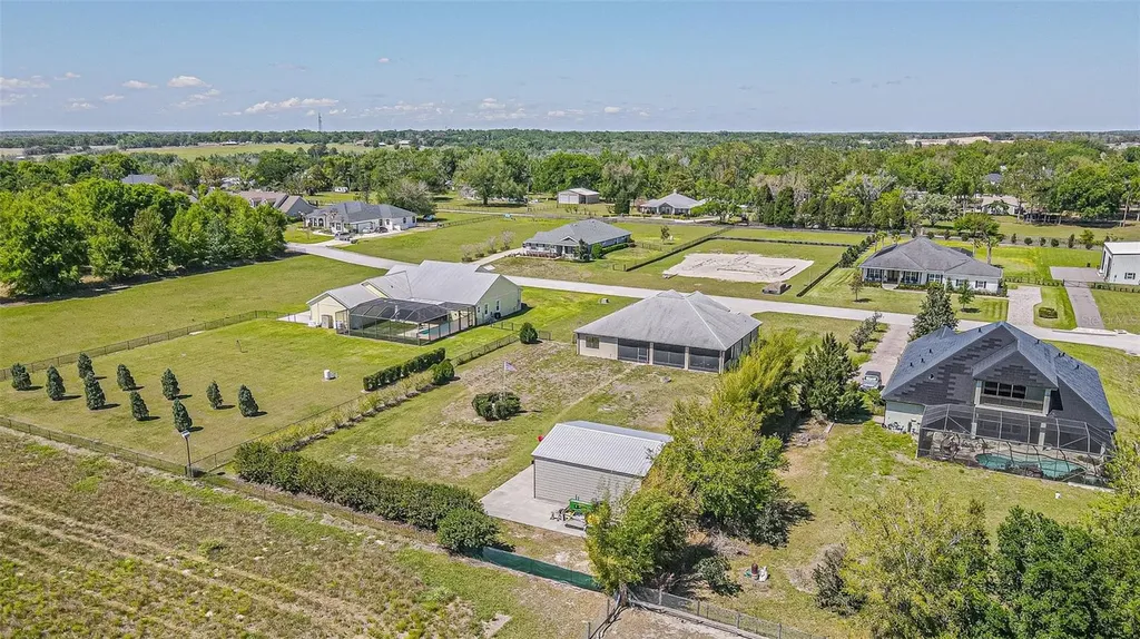 32646 Wesley Way Dade City FL 33525