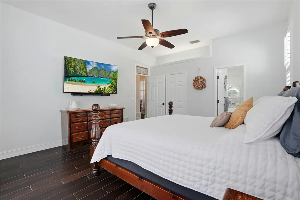 10555 Shady Oak Lane Seminole FL 33777