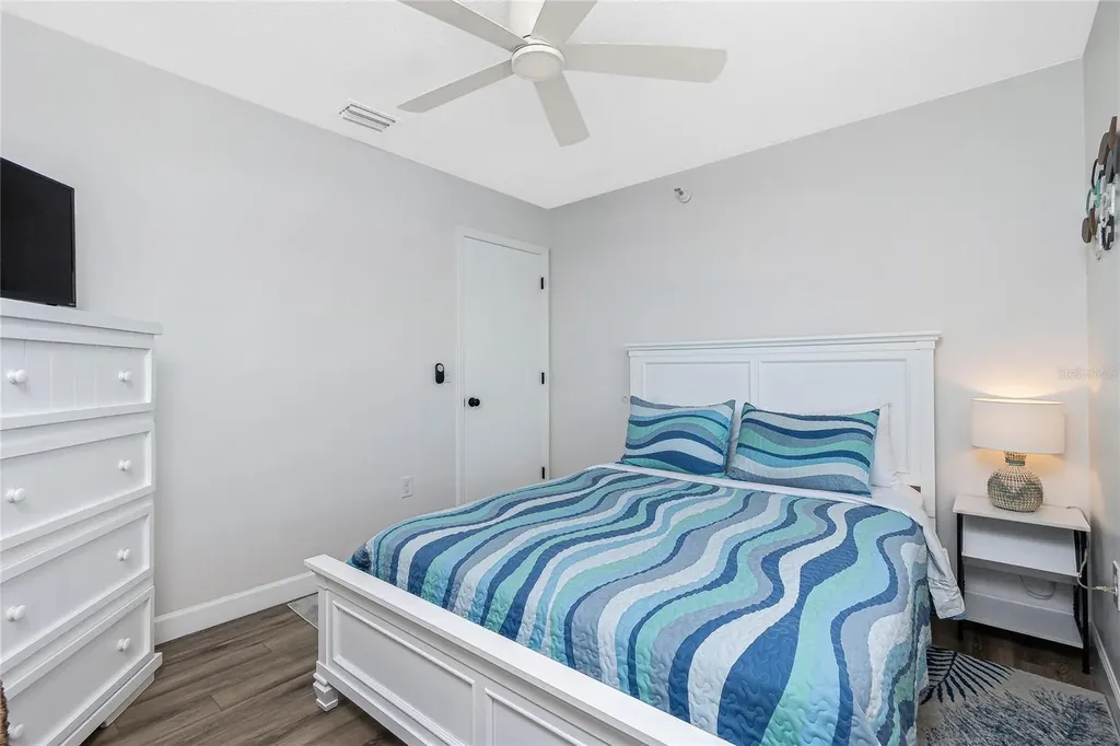 2375 N Beach Road Englewood FL 34223