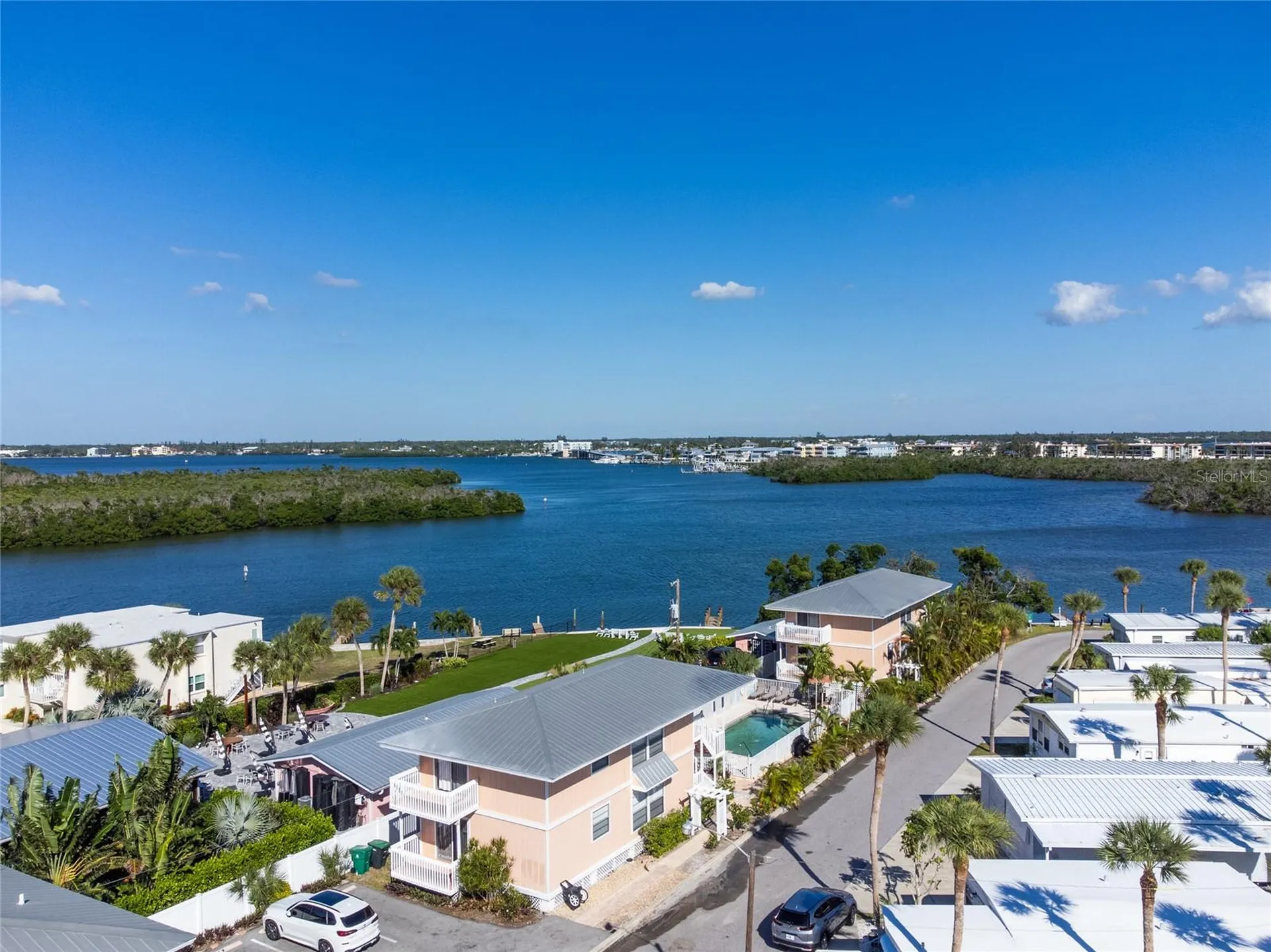 2375 N Beach Road Englewood FL 34223