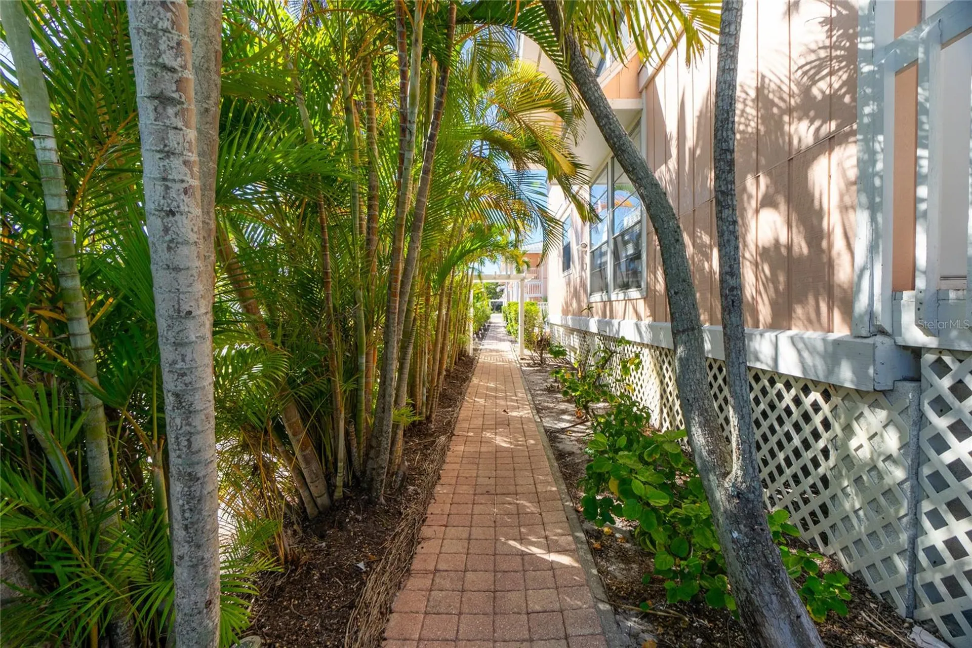 2375 N Beach Road Englewood FL 34223