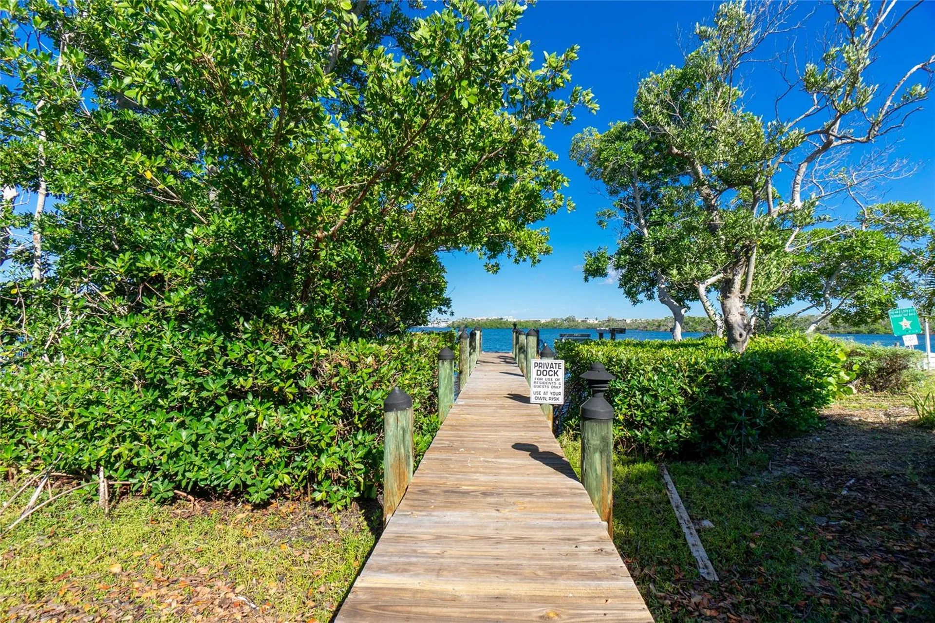 2375 N Beach Road Englewood FL 34223