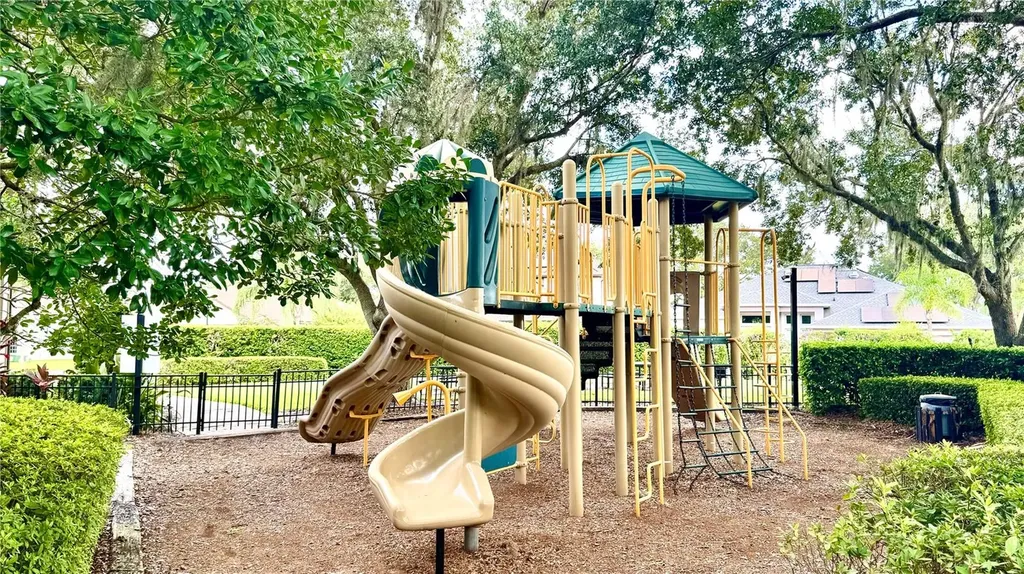 6220 Hedgesparrows Lane Sanford FL 32771