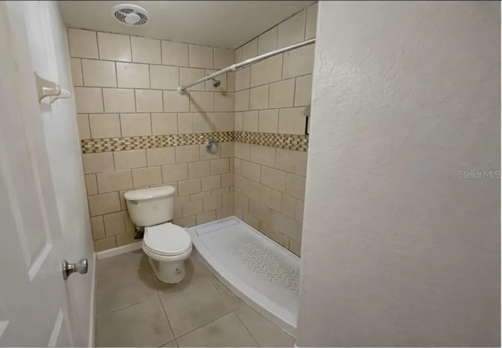 627 Bluebill Court Kissimmee FL 34759