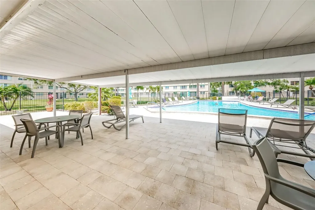 4915 Bay Street NE St Petersburg FL 33703