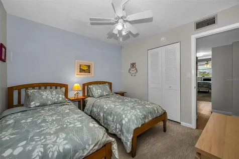 4915 Bay Street NE St Petersburg FL 33703