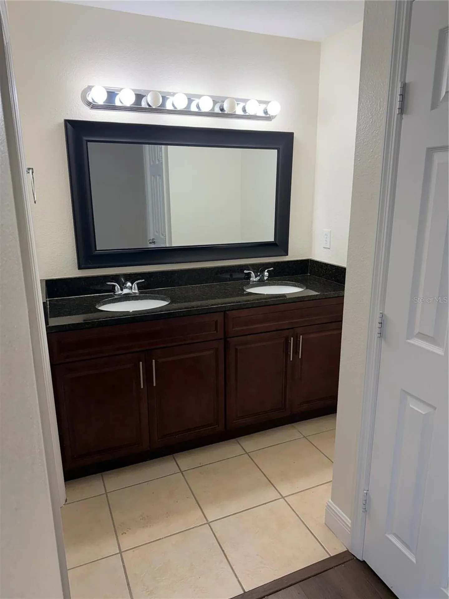 2794 Club Cortile Circle Kissimmee FL 34746