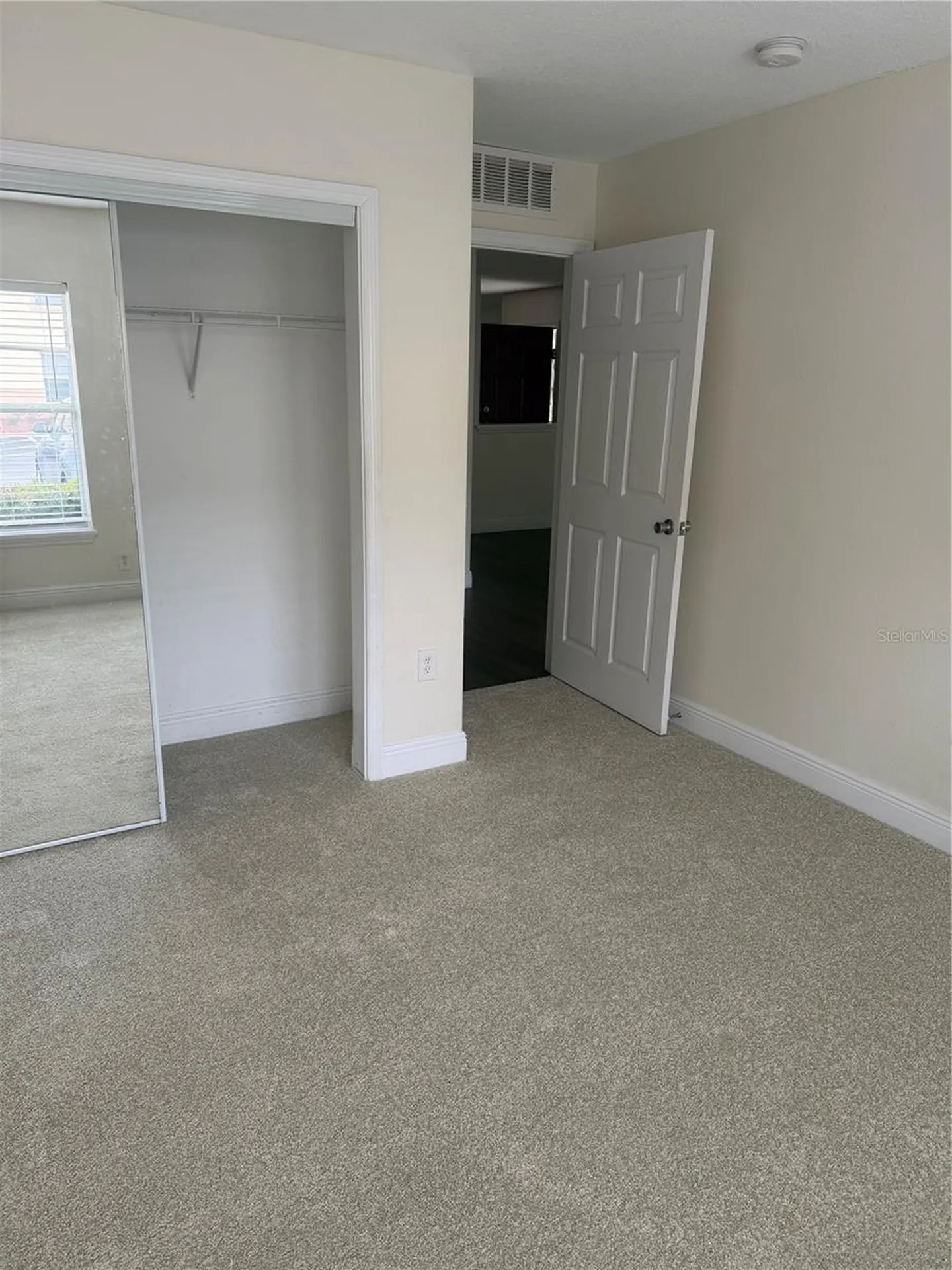 2794 Club Cortile Circle Kissimmee FL 34746