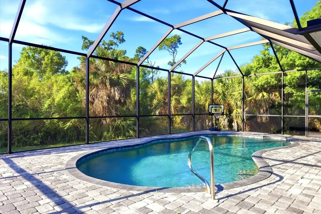 423 Albatross Road Rotonda West FL 33947