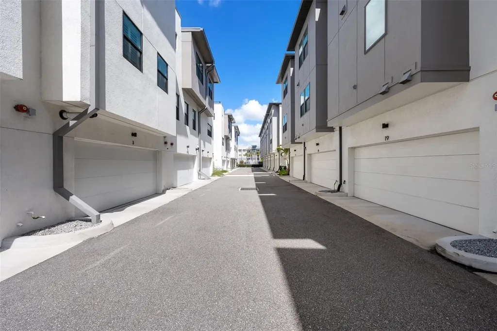 2511 N Grady Avenue Tampa FL 33607