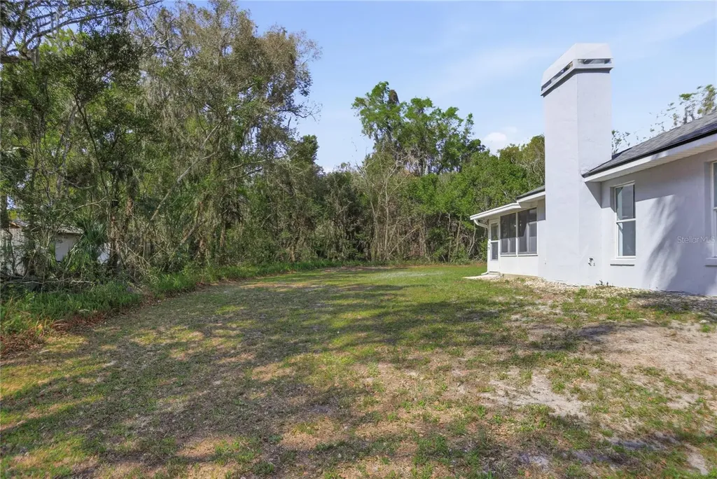 624 W Euclid Avenue Deland FL 32720