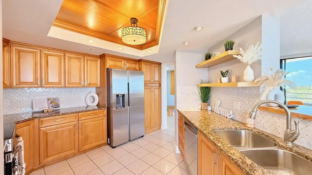 5940 Pelican Bay Plaza S Gulfport FL 33707