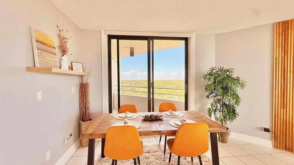 5940 Pelican Bay Plaza S Gulfport FL 33707