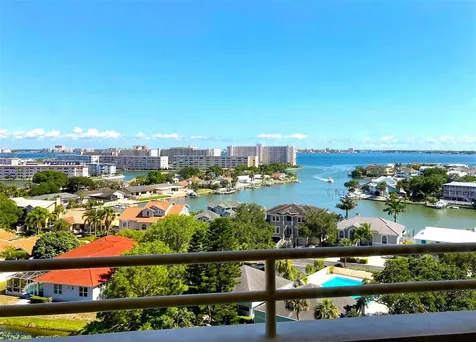 5940 Pelican Bay Plaza S Gulfport FL 33707
