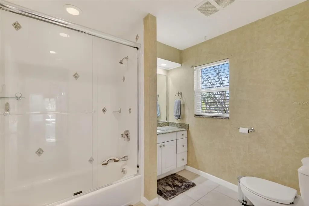 39125 Tacoma Drive Lady Lake FL 32159