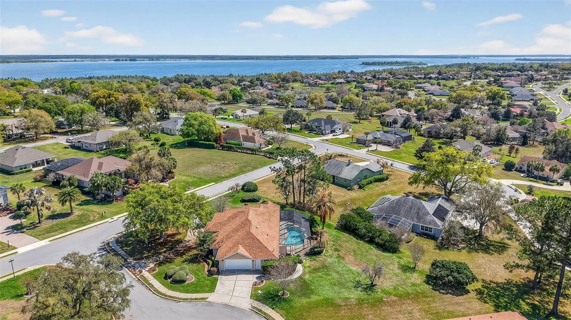 39125 Tacoma Drive Lady Lake FL 32159