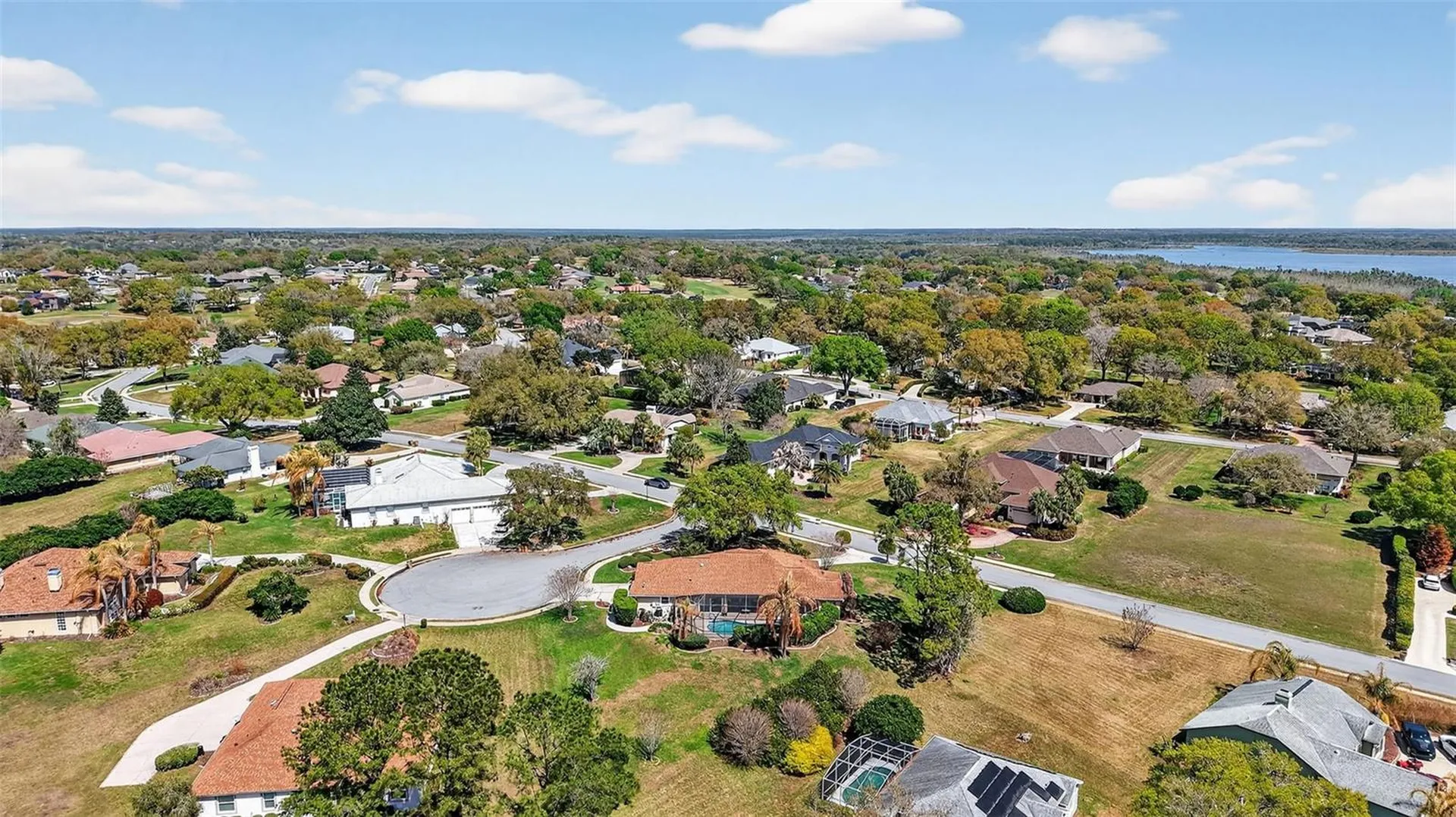 39125 Tacoma Drive Lady Lake FL 32159