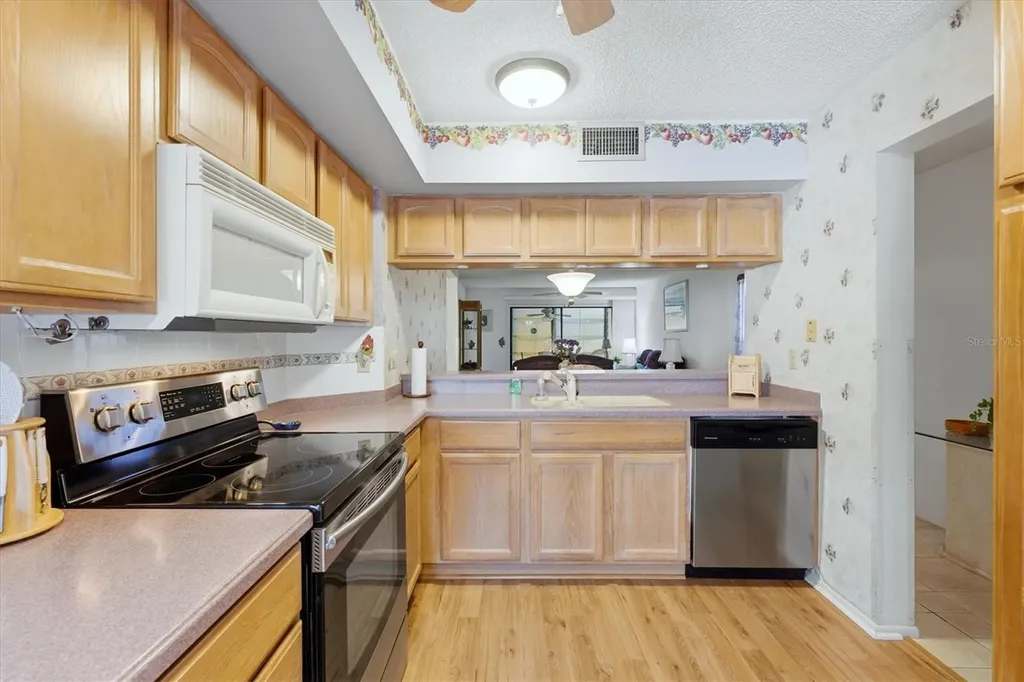7165 28th Avenue W Bradenton FL 34209