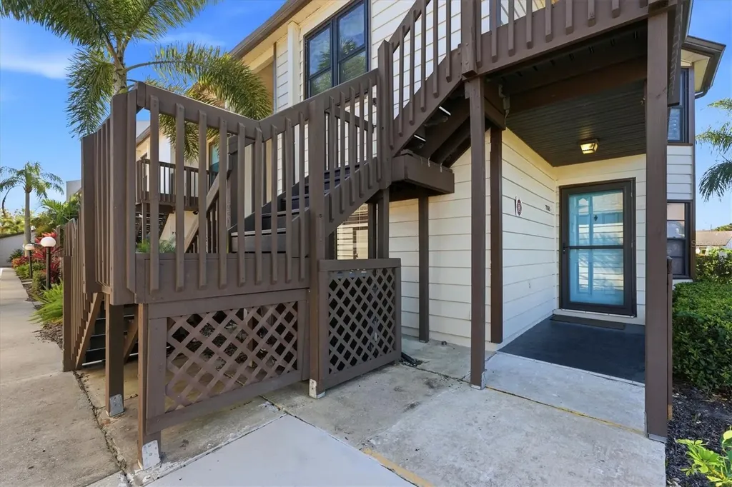 7165 28th Avenue W Bradenton FL 34209