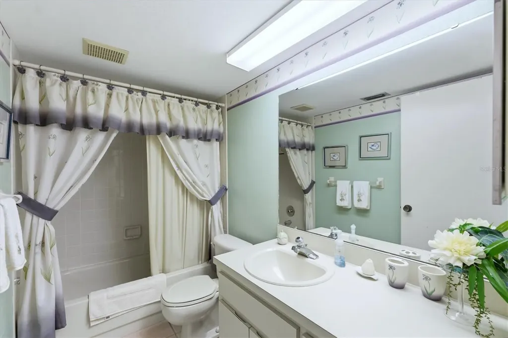 7165 28th Avenue W Bradenton FL 34209