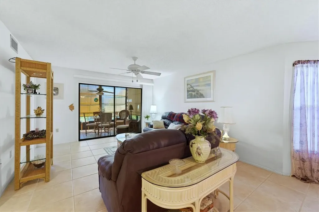 7165 28th Avenue W Bradenton FL 34209