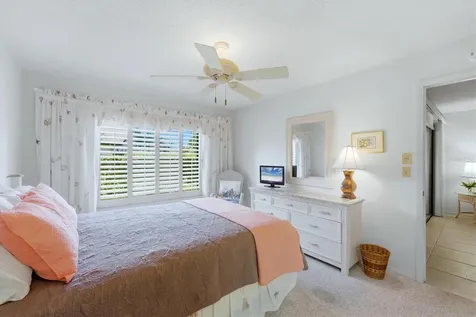 7165 28th Avenue W Bradenton FL 34209