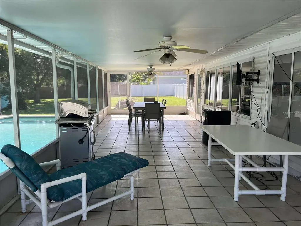 608 Knowles Road Brandon FL 33511