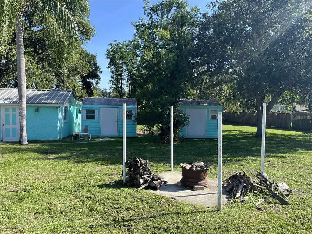 608 Knowles Road Brandon FL 33511