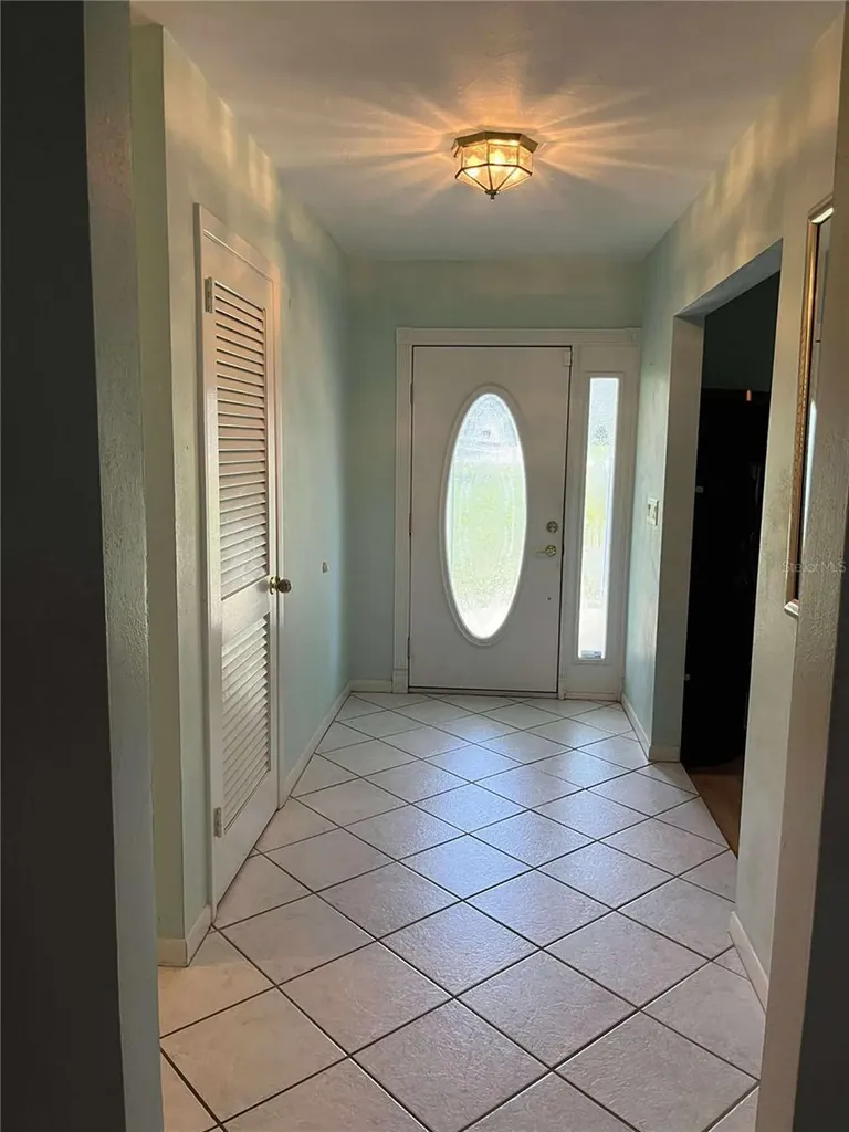 608 Knowles Road Brandon FL 33511