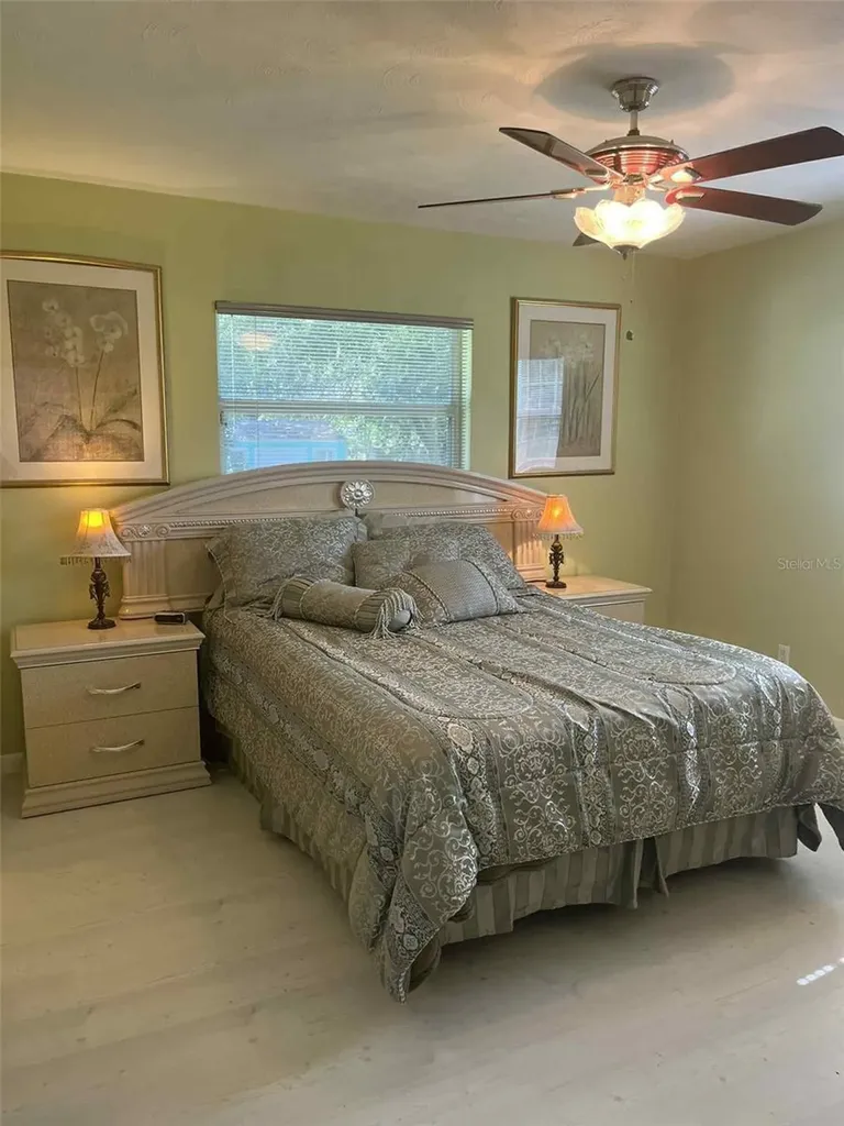 608 Knowles Road Brandon FL 33511